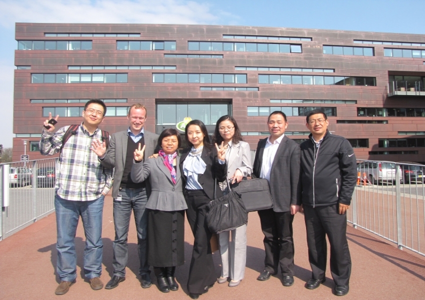 我司邀請(qǐng)客戶到丹麥阿拉進(jìn)行訪問交流